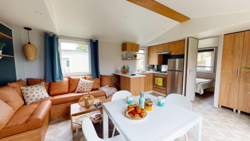 Two-Bedroom Mobile Home "Serenite Signature" Air Conditionning